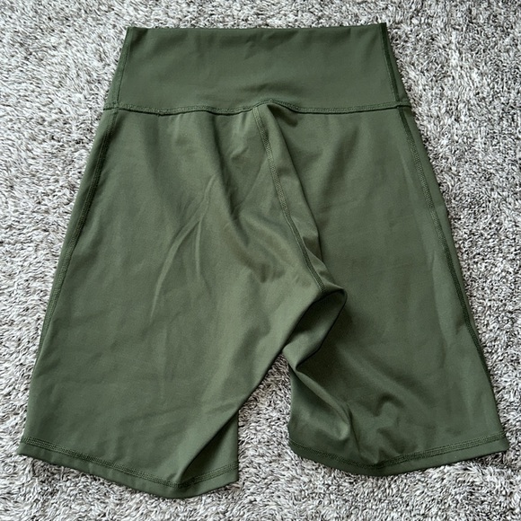 Gymshark Elevate Shorts - NWOT - Picture 10 of 11